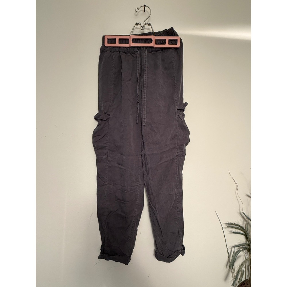 Lululemon Beyond the Studio Cargo‎ Pants Grey Lyocell Joggers Womens Size 2